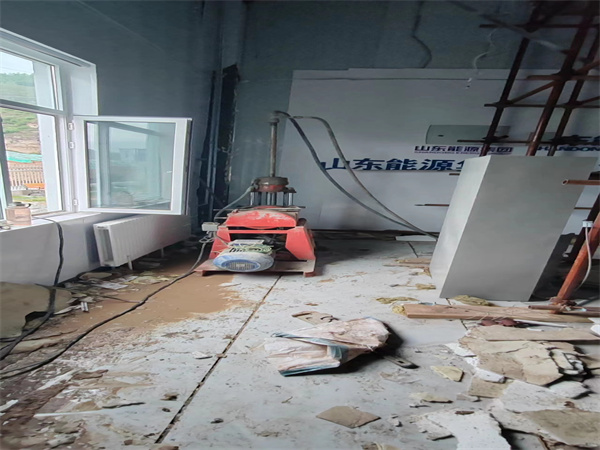 若羌地基基础下沉墙体裂缝加固注浆顶升施工